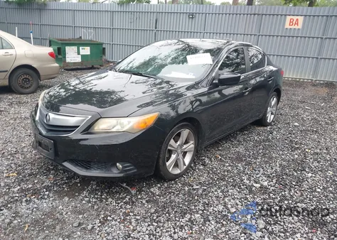 2013 Acura Ilx 2.0L из США, поврежденный, VIN 19VDE1F70DE014306